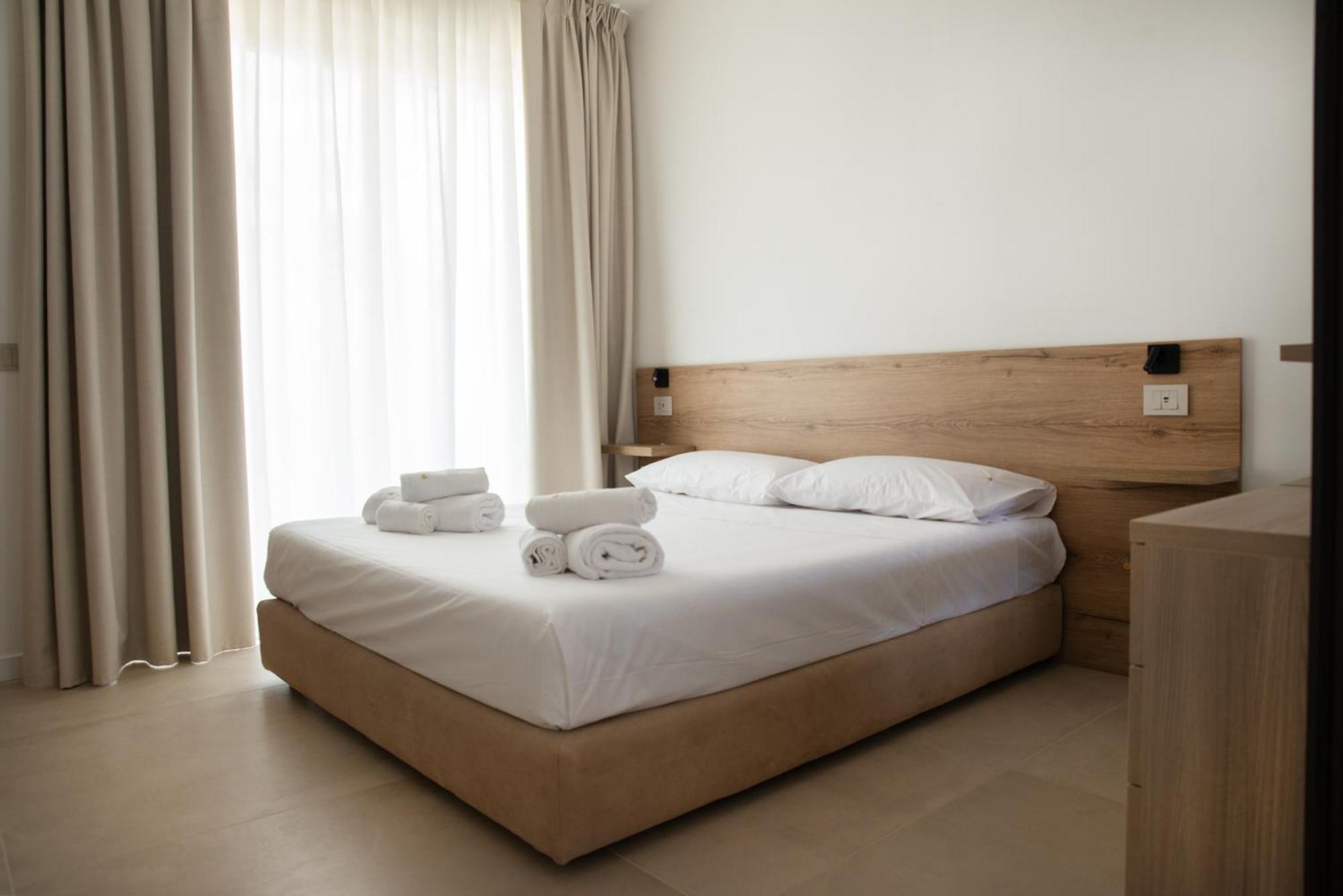 Montedarena Hotel Пулзано Екстериор снимка